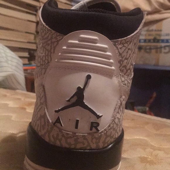 Air Jordan Legacy 312 - Picture 4 of 5